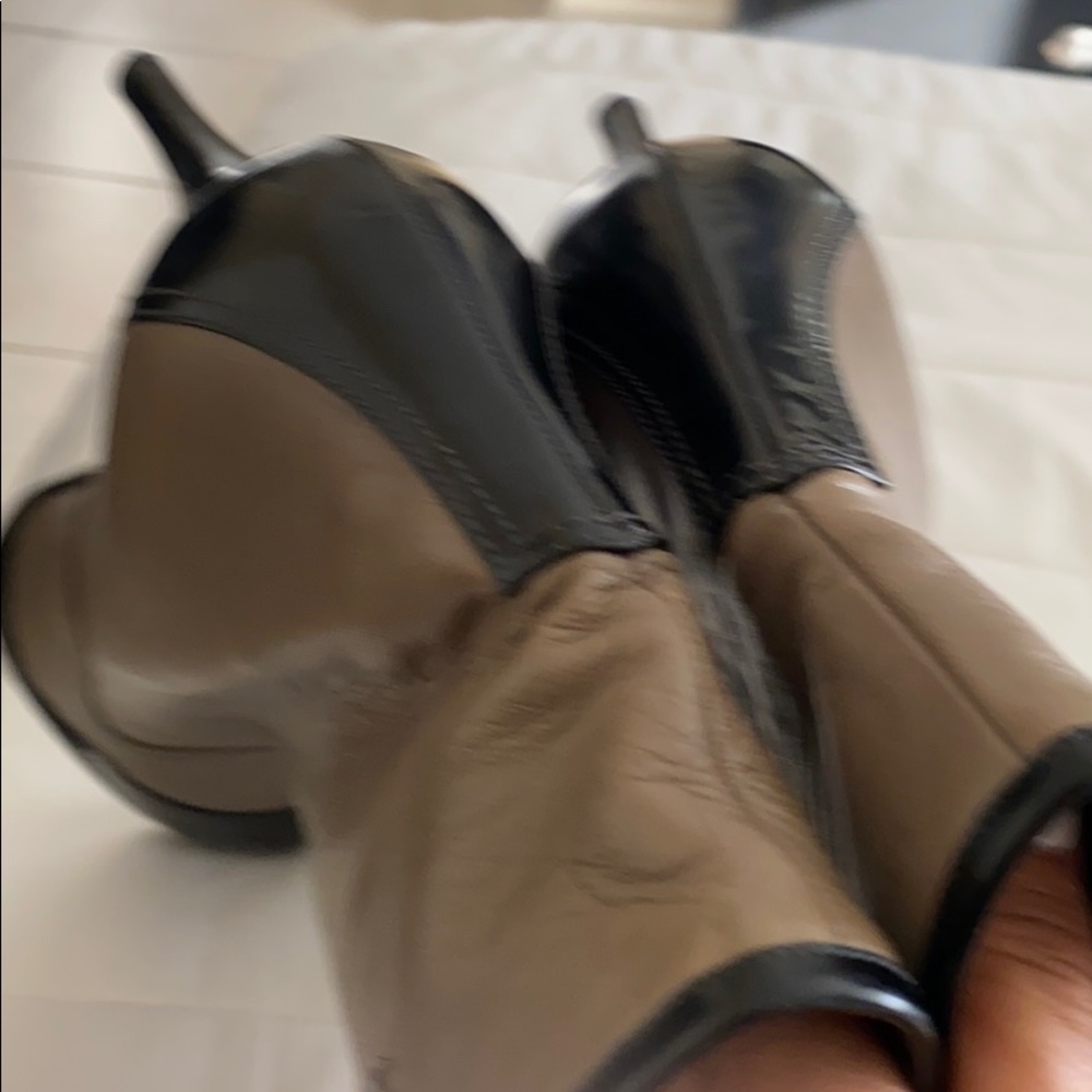 Chanel leather booties Gray w black used - Picture 6 of 7